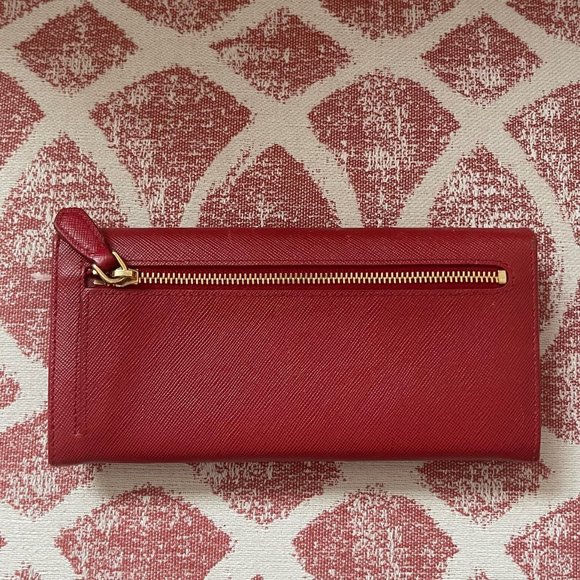 Prada - Large Saffiano Leather Wallet - Picture 2 of 8